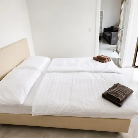 Apartamento 2 With Ac, Vienna Gate 4 *